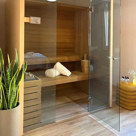 Palazzo D'avalos Bed & Breakfast Pescara