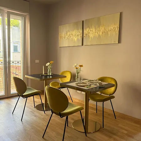 Palazzo D'avalos Bed & Breakfast Pescara